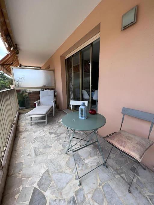 Le Pinede - Apt 4 Prs- Parking - Clim - 500M Plages Αντίμπ Εξωτερικό φωτογραφία