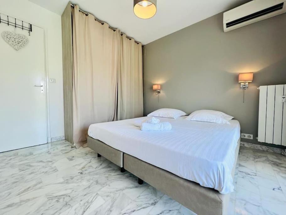 Le Pinede - Apt 4 Prs- Parking - Clim - 500M Plages Αντίμπ Εξωτερικό φωτογραφία
