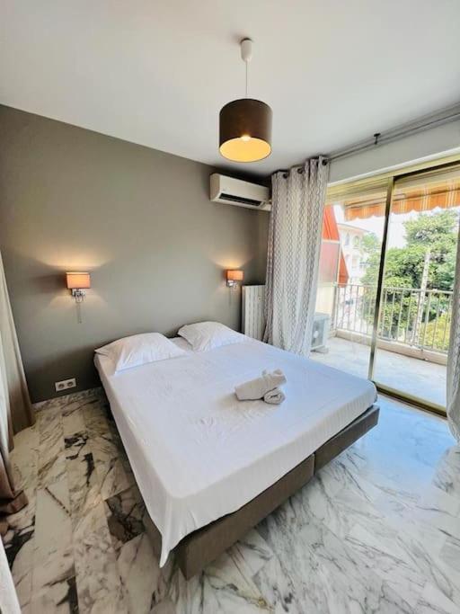 Le Pinede - Apt 4 Prs- Parking - Clim - 500M Plages Αντίμπ Εξωτερικό φωτογραφία
